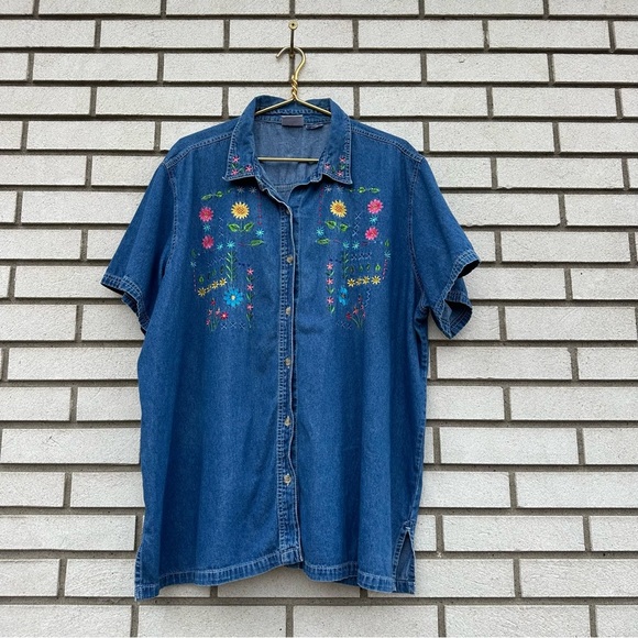 Vintage Bobbie Brooks 26W Denim Shirt Floral Embroidered Button Up Western Top - Picture 1 of 9